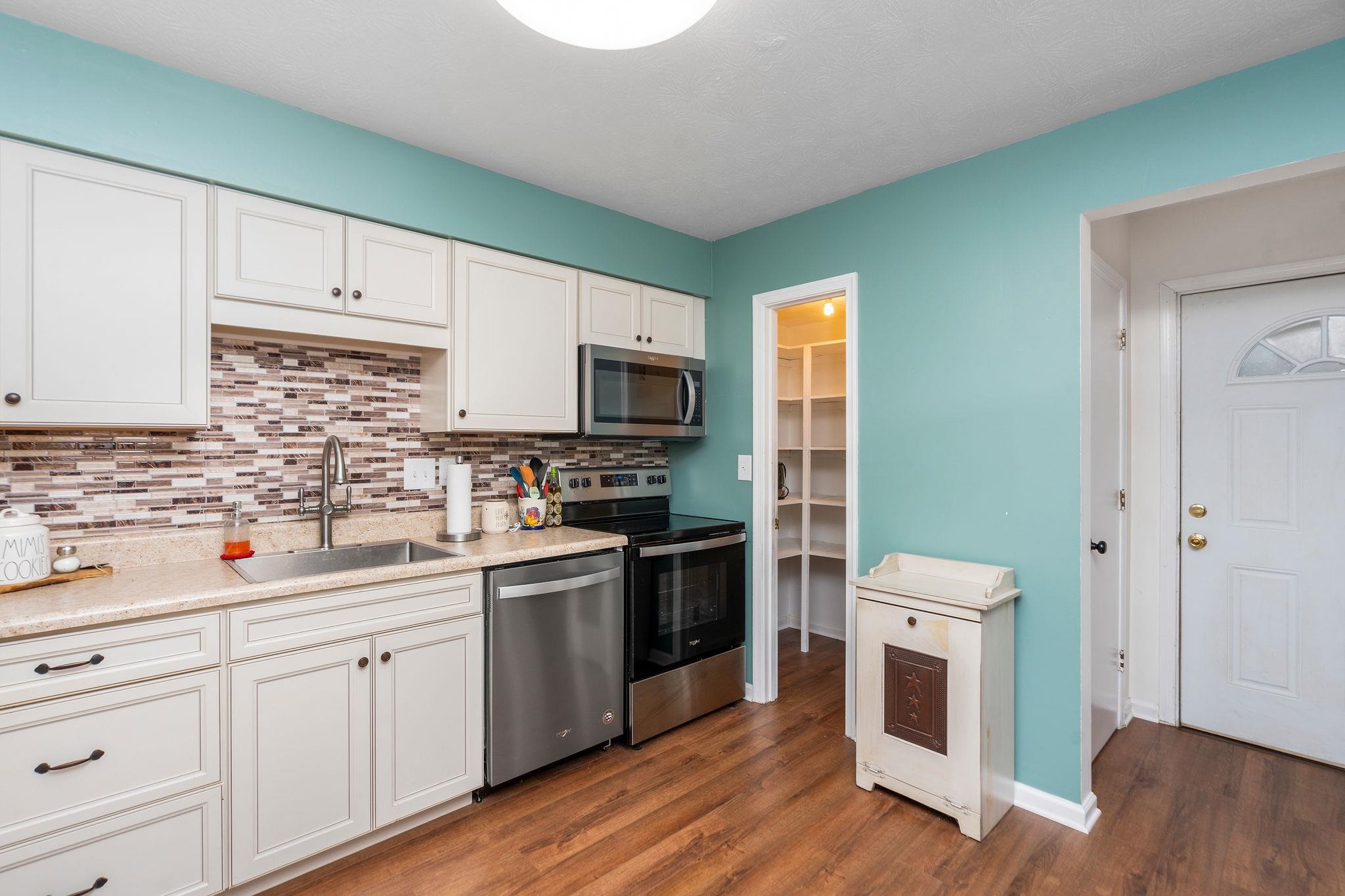 2337 MORRIS MILL RD, STAUNTON, Virginia 24401, 1 Bedroom Bedrooms, ,1 BathroomBathrooms,Residential,2337 MORRIS MILL RD,664678 MLS # 664678