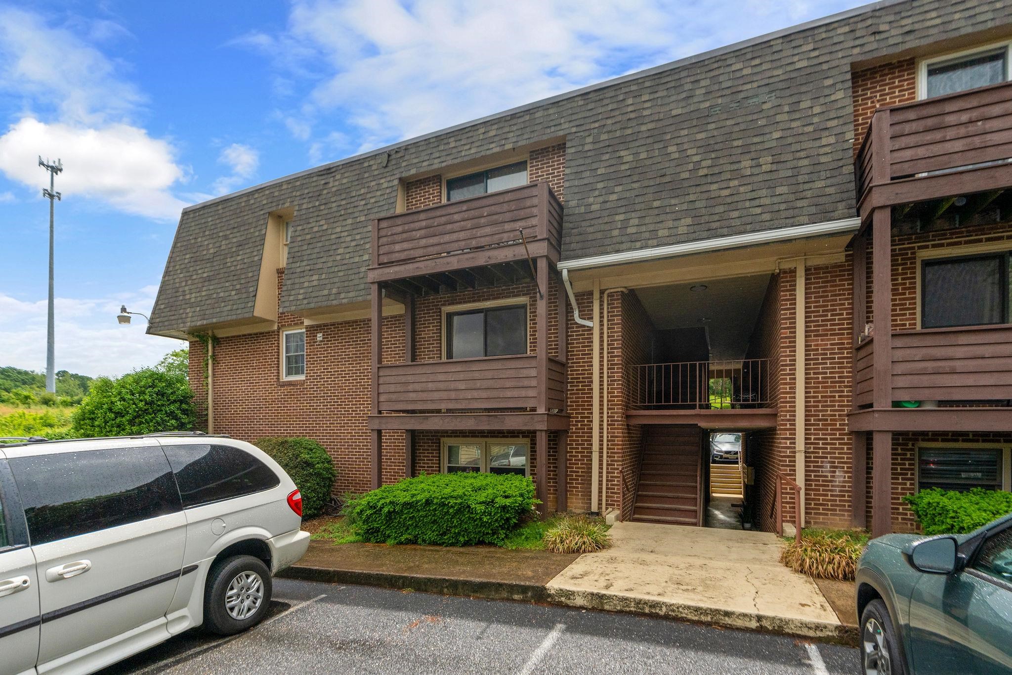 2337 MORRIS MILL RD, STAUNTON, Virginia 24401, 1 Bedroom Bedrooms, ,1 BathroomBathrooms,Residential,2337 MORRIS MILL RD,664678 MLS # 664678
