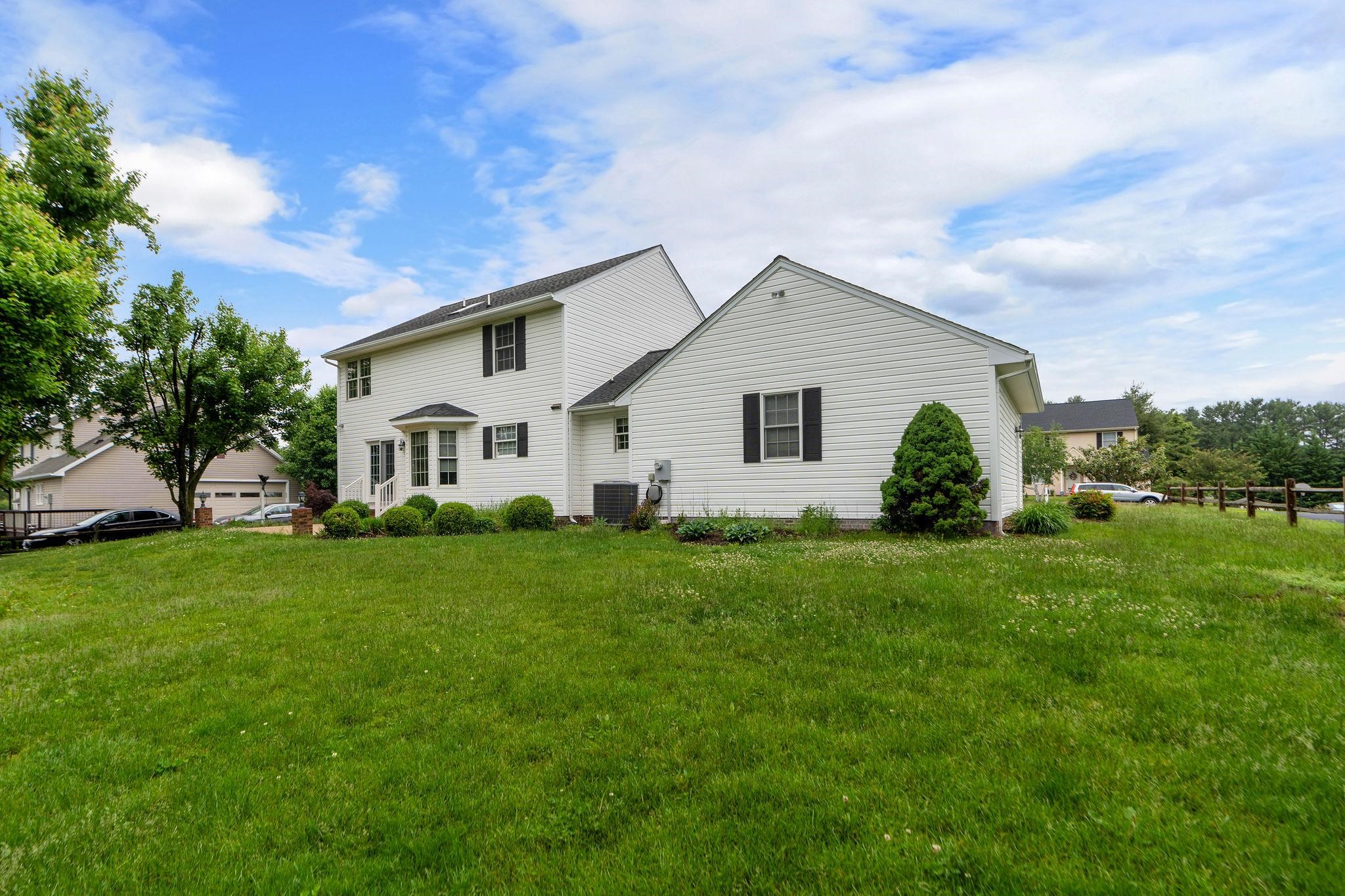82 PHEASANT RUN, WAYNESBORO, Virginia 22980, 3 Bedrooms Bedrooms, ,2 BathroomsBathrooms,Residential,82 PHEASANT RUN,664679 MLS # 664679