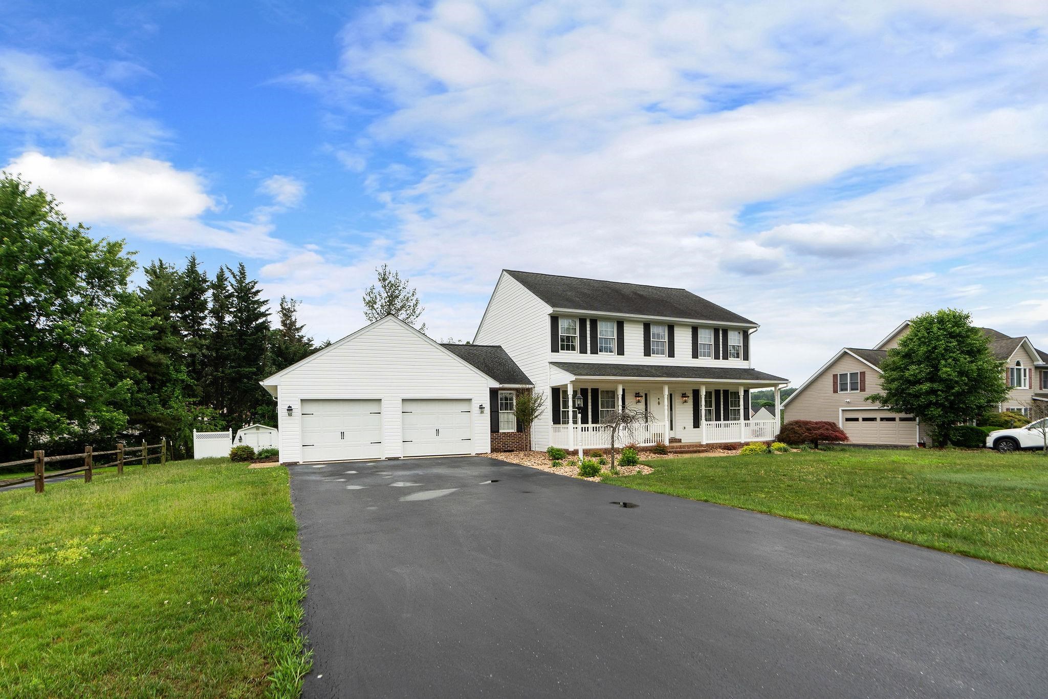 82 PHEASANT RUN, WAYNESBORO, Virginia 22980, 3 Bedrooms Bedrooms, ,2 BathroomsBathrooms,Residential,82 PHEASANT RUN,664679 MLS # 664679