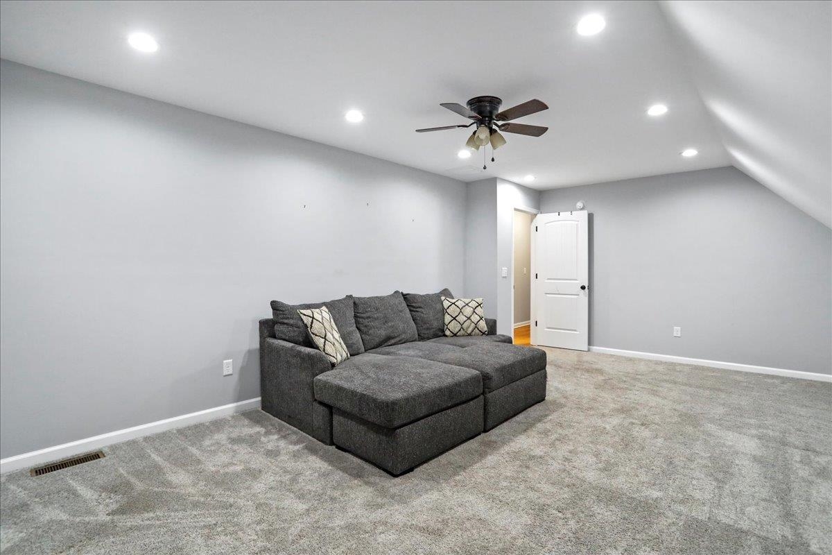 115 BEAUREGARD DR, STAUNTON, Virginia 24401, 3 Bedrooms Bedrooms, ,2 BathroomsBathrooms,Residential,115 BEAUREGARD DR,664681 MLS # 664681