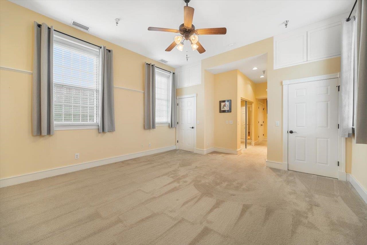 100 VILLAGE DR, STAUNTON, Virginia 24401, 2 Bedrooms Bedrooms, ,2 BathroomsBathrooms,Residential,100 VILLAGE DR,664682 MLS # 664682