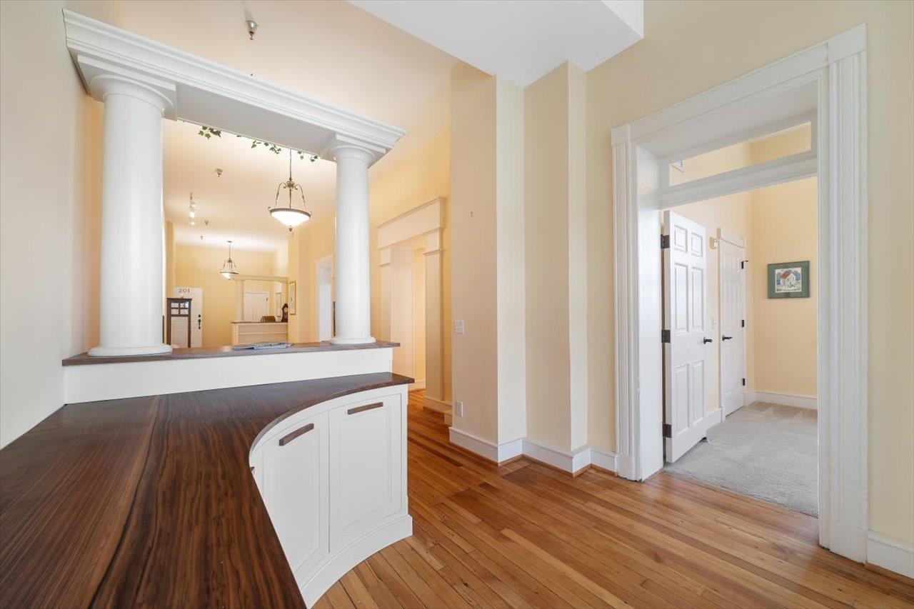 100 VILLAGE DR, STAUNTON, Virginia 24401, 2 Bedrooms Bedrooms, ,2 BathroomsBathrooms,Residential,100 VILLAGE DR,664682 MLS # 664682