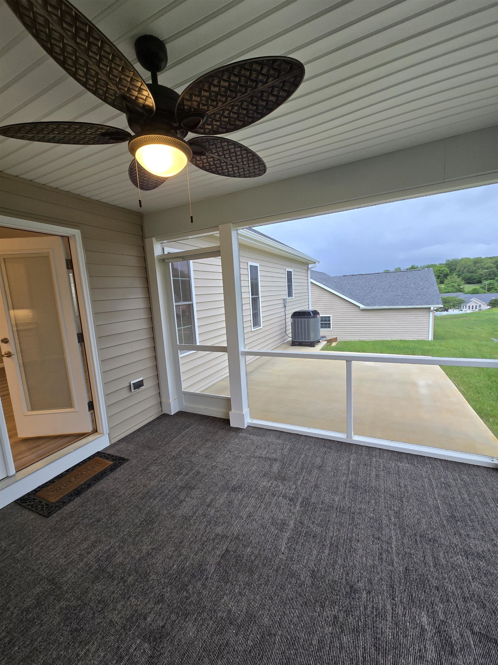 5 RIVER OAK DR, STAUNTON, Virginia 24401, 3 Bedrooms Bedrooms, ,2 BathroomsBathrooms,Residential,5 RIVER OAK DR,664683 MLS # 664683