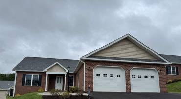 5 RIVER OAK DR, STAUNTON, Virginia 24401, 3 Bedrooms Bedrooms, ,2 BathroomsBathrooms,Residential,5 RIVER OAK DR,664683 MLS # 664683