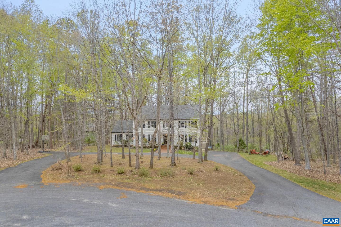 200 IVY RIDGE RD, CHARLOTTESVILLE, Virginia 22901, 5 Bedrooms Bedrooms, ,4 BathroomsBathrooms,Residential,For sale,200 IVY RIDGE RD,663130 MLS # 663130