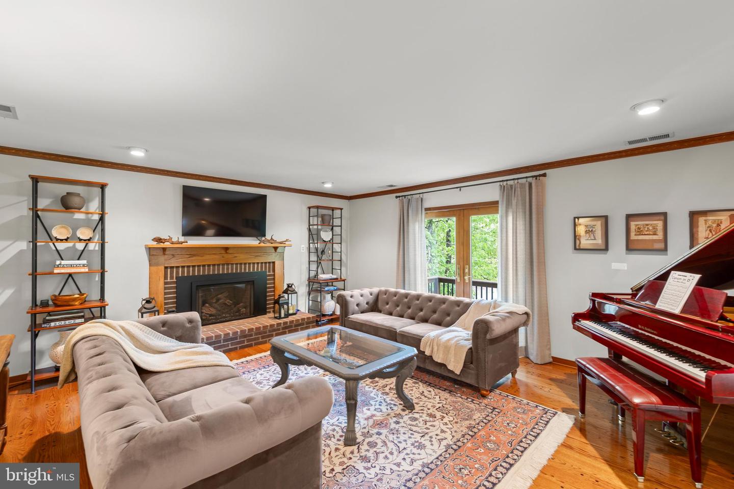 1134 LAKEVIEW DR, CROSS JUNCTION, Virginia 22625, 4 Bedrooms Bedrooms, ,3 BathroomsBathrooms,Residential,For sale,1134 LAKEVIEW DR,VAFV2033462 MLS # VAFV2033462