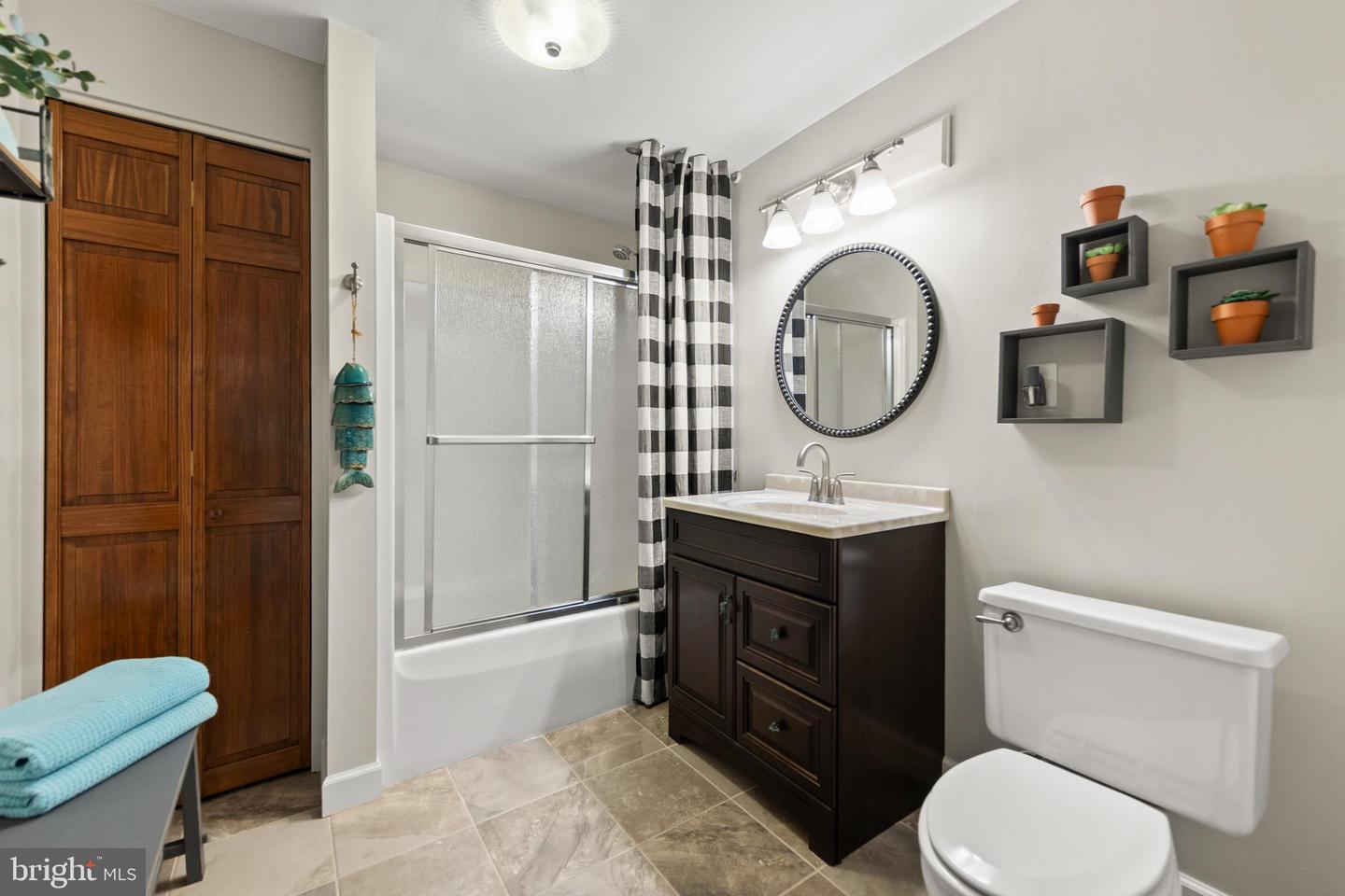 1134 LAKEVIEW DR, CROSS JUNCTION, Virginia 22625, 4 Bedrooms Bedrooms, ,3 BathroomsBathrooms,Residential,For sale,1134 LAKEVIEW DR,VAFV2033462 MLS # VAFV2033462