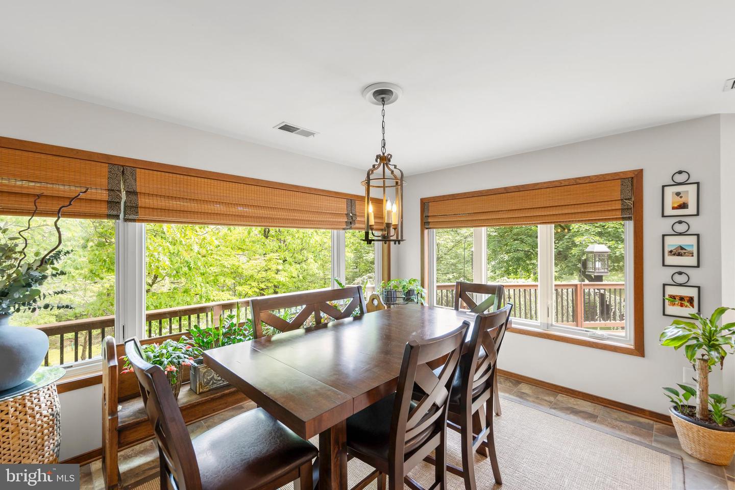 1134 LAKEVIEW DR, CROSS JUNCTION, Virginia 22625, 4 Bedrooms Bedrooms, ,3 BathroomsBathrooms,Residential,For sale,1134 LAKEVIEW DR,VAFV2033462 MLS # VAFV2033462