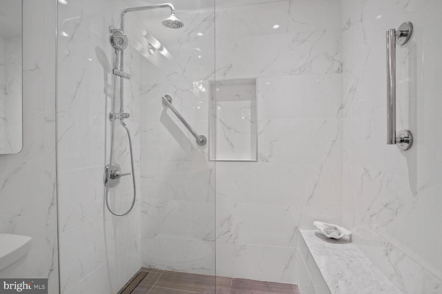 3101 NEW MEXICO AVE NW #1003, WASHINGTON, District Of Columbia 20016, 2 Bedrooms Bedrooms, ,2 BathroomsBathrooms,Residential,For sale,3101 NEW MEXICO AVE NW #1003,DCDC2196390 MLS # DCDC2196390