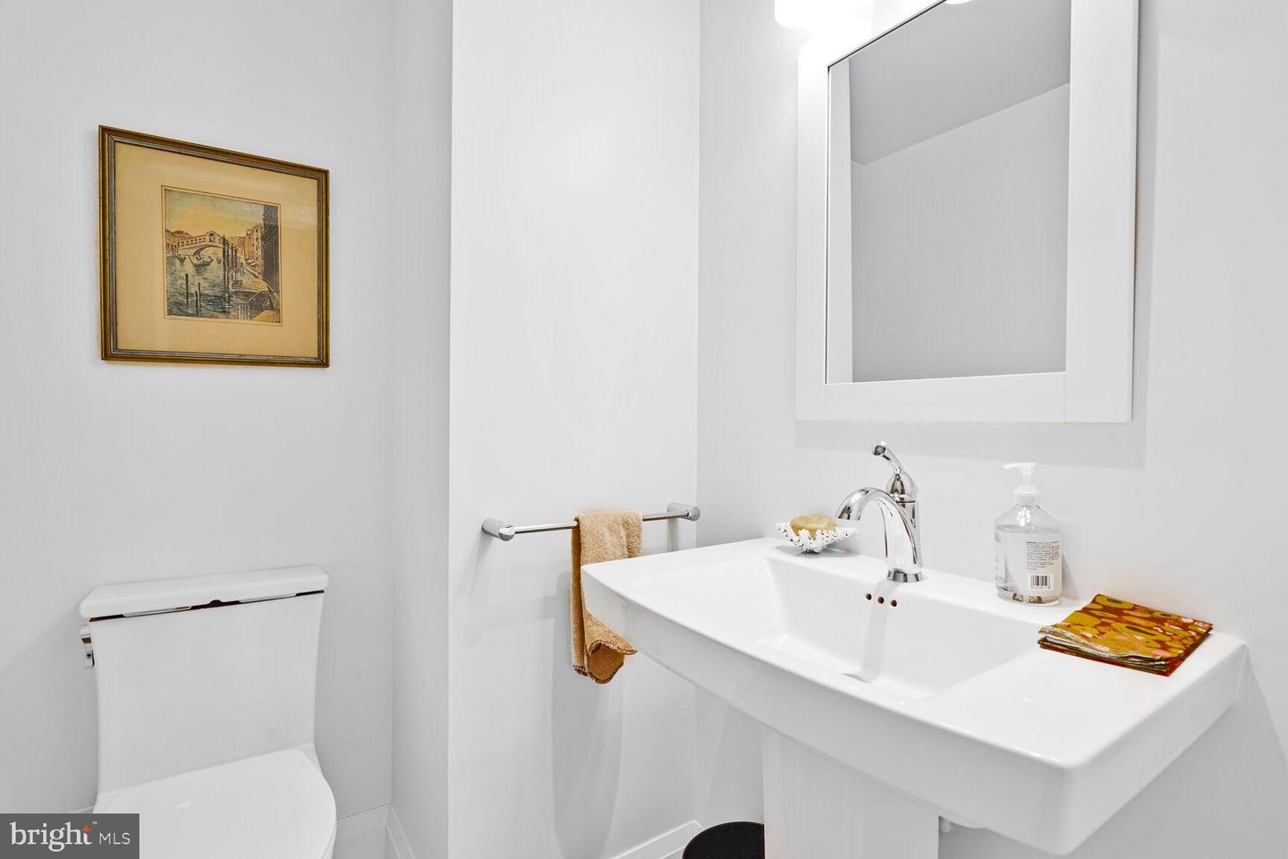 3101 NEW MEXICO AVE NW #1003, WASHINGTON, District Of Columbia 20016, 2 Bedrooms Bedrooms, ,2 BathroomsBathrooms,Residential,For sale,3101 NEW MEXICO AVE NW #1003,DCDC2196390 MLS # DCDC2196390