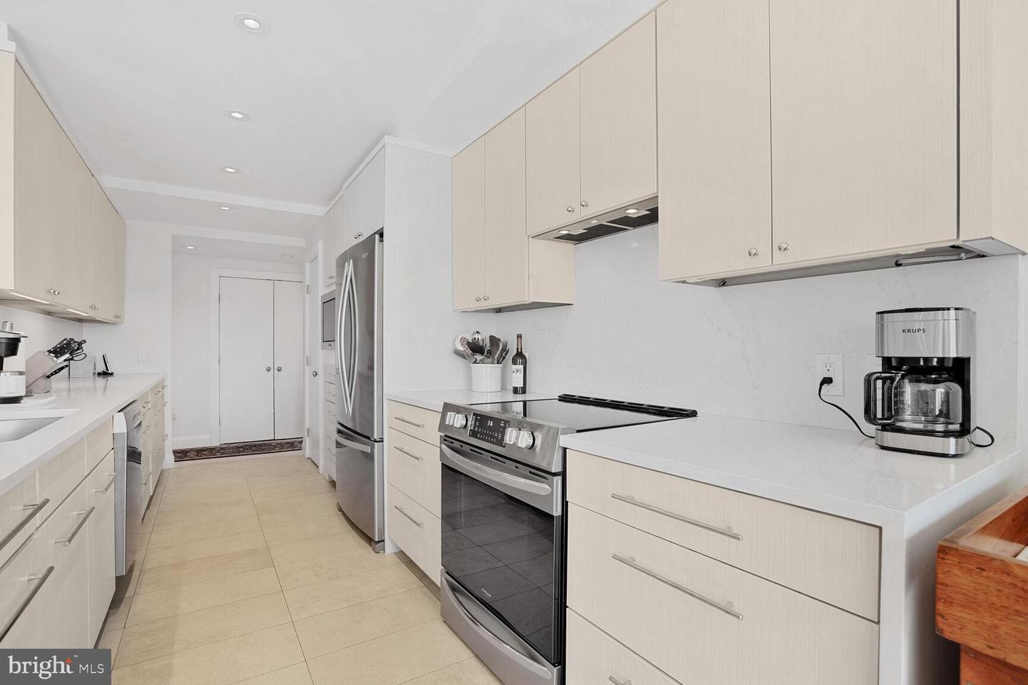 3101 NEW MEXICO AVE NW #1003, WASHINGTON, District Of Columbia 20016, 2 Bedrooms Bedrooms, ,2 BathroomsBathrooms,Residential,For sale,3101 NEW MEXICO AVE NW #1003,DCDC2196390 MLS # DCDC2196390