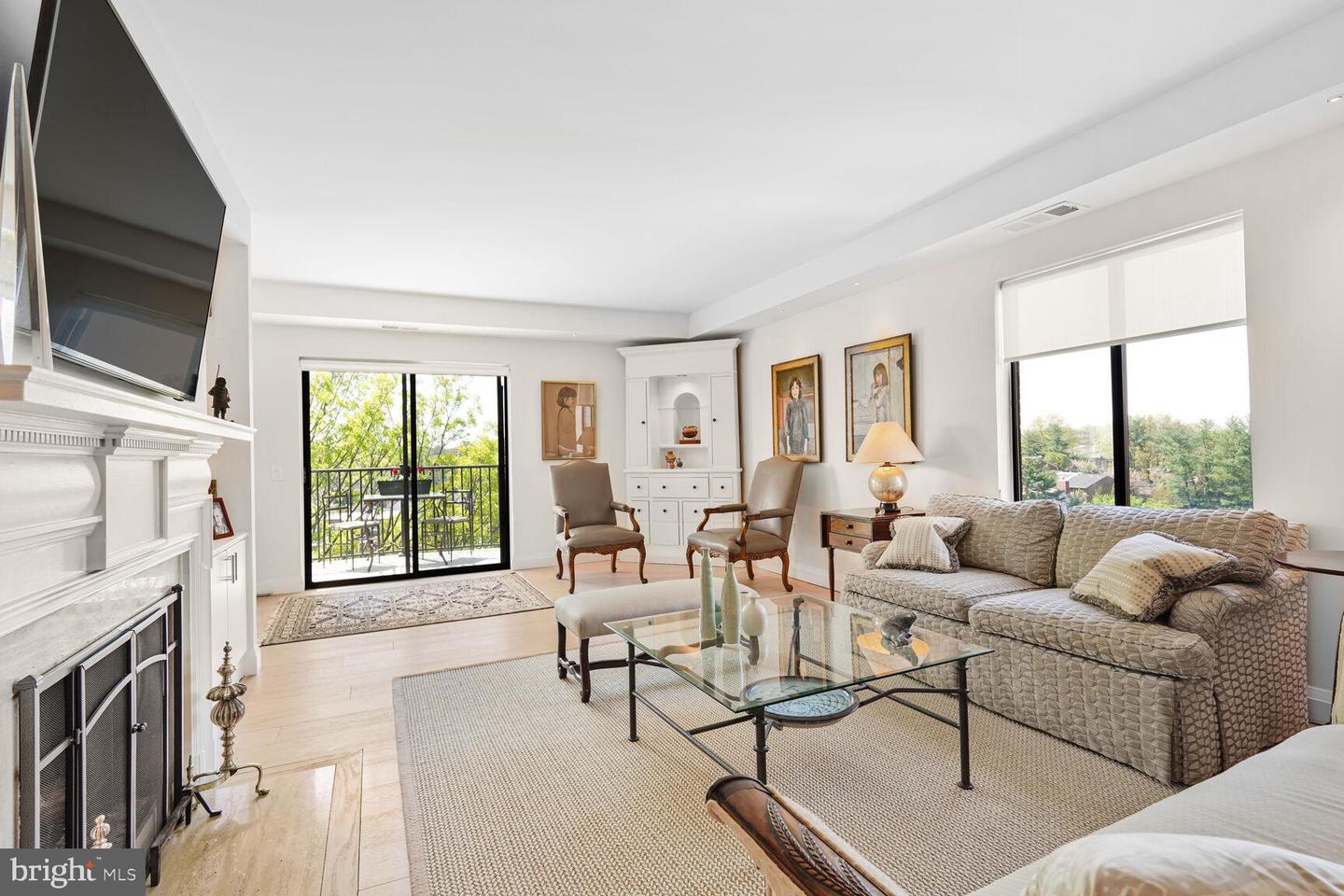 3101 NEW MEXICO AVE NW #1003, WASHINGTON, District Of Columbia 20016, 2 Bedrooms Bedrooms, ,2 BathroomsBathrooms,Residential,For sale,3101 NEW MEXICO AVE NW #1003,DCDC2196390 MLS # DCDC2196390