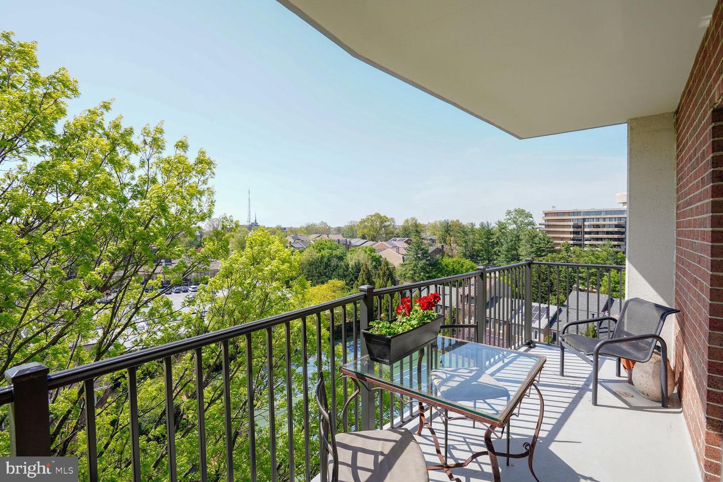 3101 NEW MEXICO AVE NW #1003, WASHINGTON, District Of Columbia 20016, 2 Bedrooms Bedrooms, ,2 BathroomsBathrooms,Residential,For sale,3101 NEW MEXICO AVE NW #1003,DCDC2196390 MLS # DCDC2196390