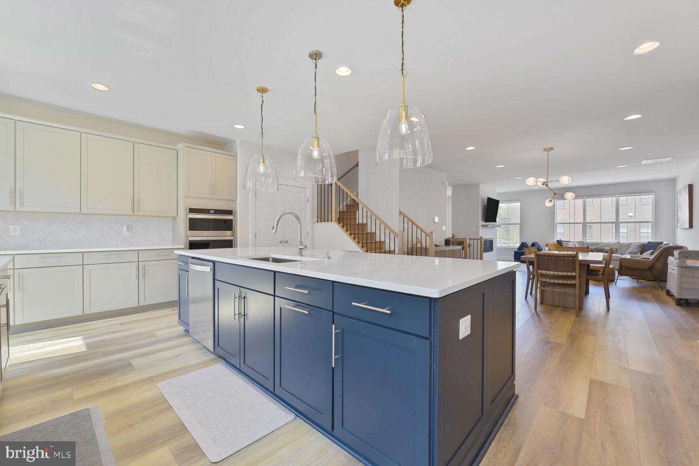 6233 ALMERICO PL, ALEXANDRIA, Virginia 22312, 4 Bedrooms Bedrooms, ,3 BathroomsBathrooms,Residential,For sale,6233 ALMERICO PL,VAFX2235508 MLS # VAFX2235508