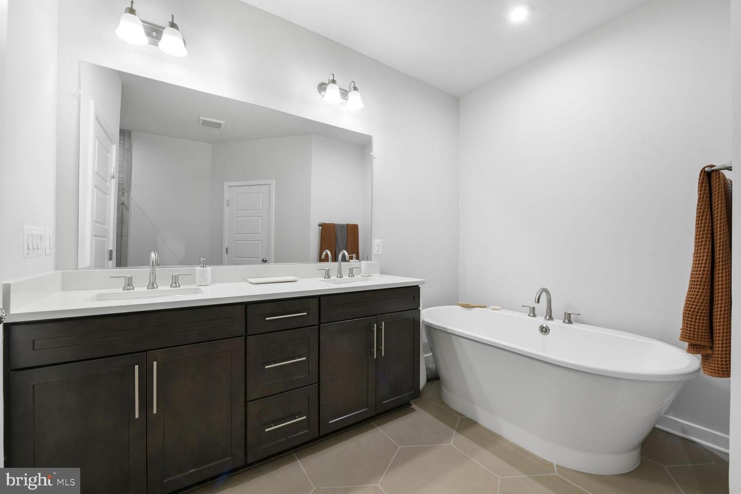 6233 ALMERICO PL, ALEXANDRIA, Virginia 22312, 4 Bedrooms Bedrooms, ,3 BathroomsBathrooms,Residential,For sale,6233 ALMERICO PL,VAFX2235508 MLS # VAFX2235508