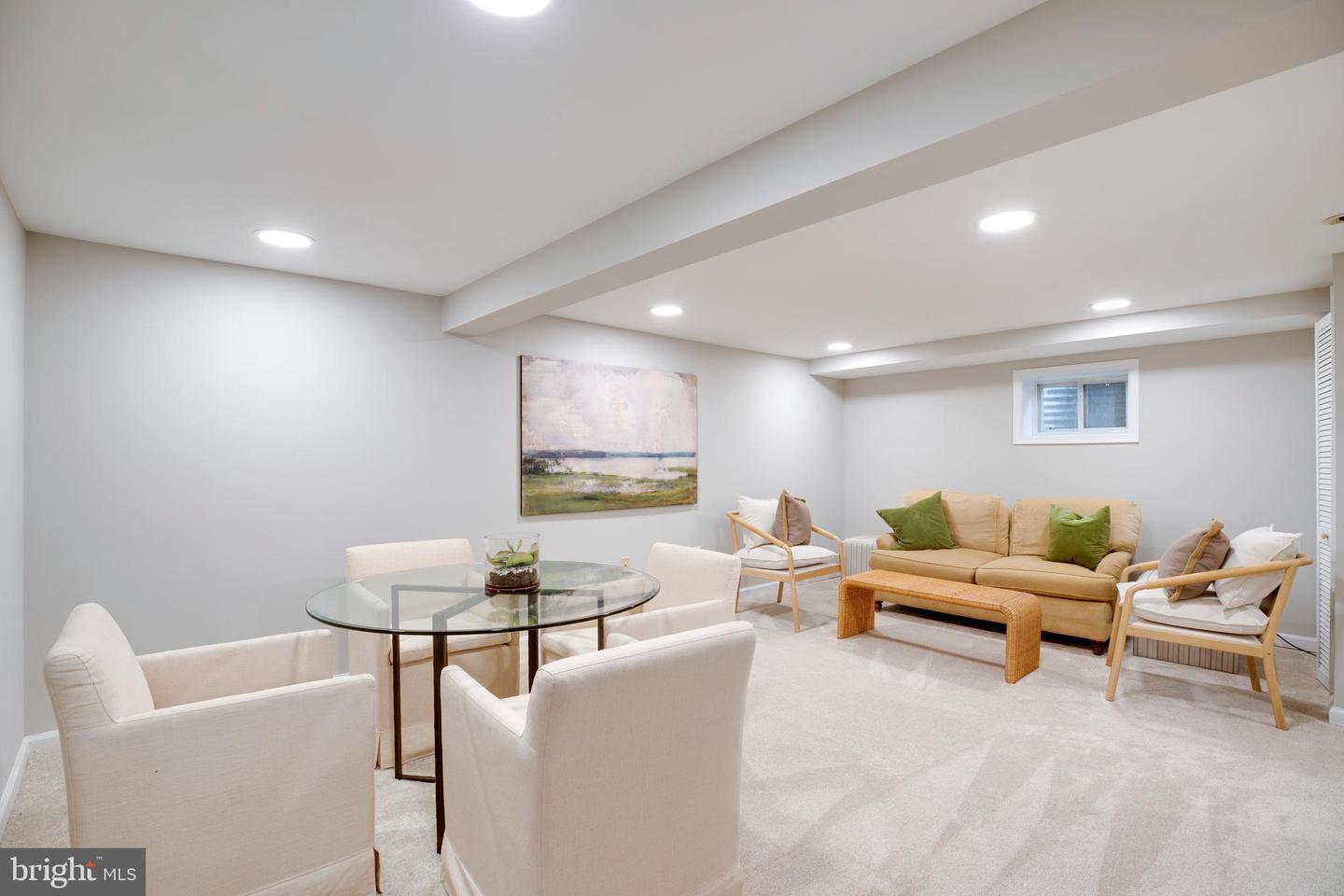 3306 LANDOVER ST, ALEXANDRIA, Virginia 22305, 3 Bedrooms Bedrooms, ,2 BathroomsBathrooms,Residential,For sale,3306 LANDOVER ST,VAAX2044580 MLS # VAAX2044580