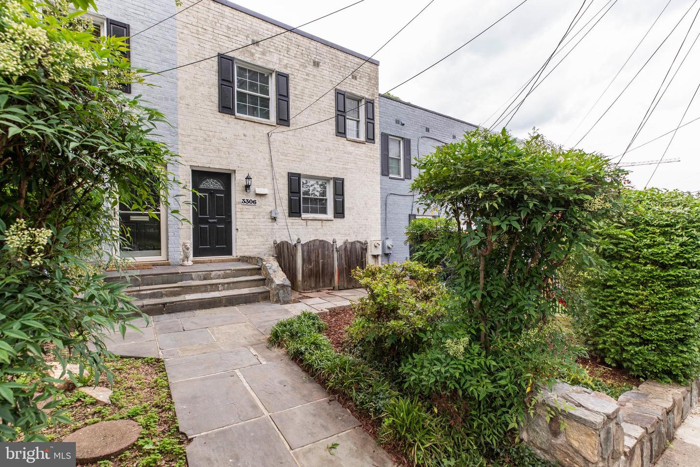 3306 LANDOVER ST, ALEXANDRIA, Virginia 22305, 3 Bedrooms Bedrooms, ,2 BathroomsBathrooms,Residential,For sale,3306 LANDOVER ST,VAAX2044580 MLS # VAAX2044580