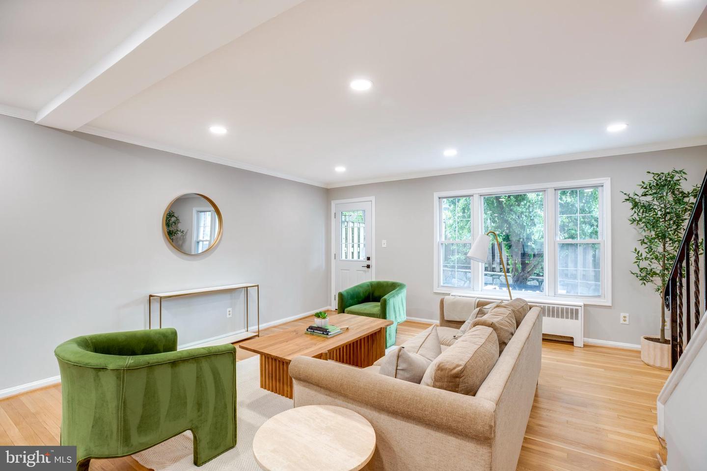 3306 LANDOVER ST, ALEXANDRIA, Virginia 22305, 3 Bedrooms Bedrooms, ,2 BathroomsBathrooms,Residential,For sale,3306 LANDOVER ST,VAAX2044580 MLS # VAAX2044580