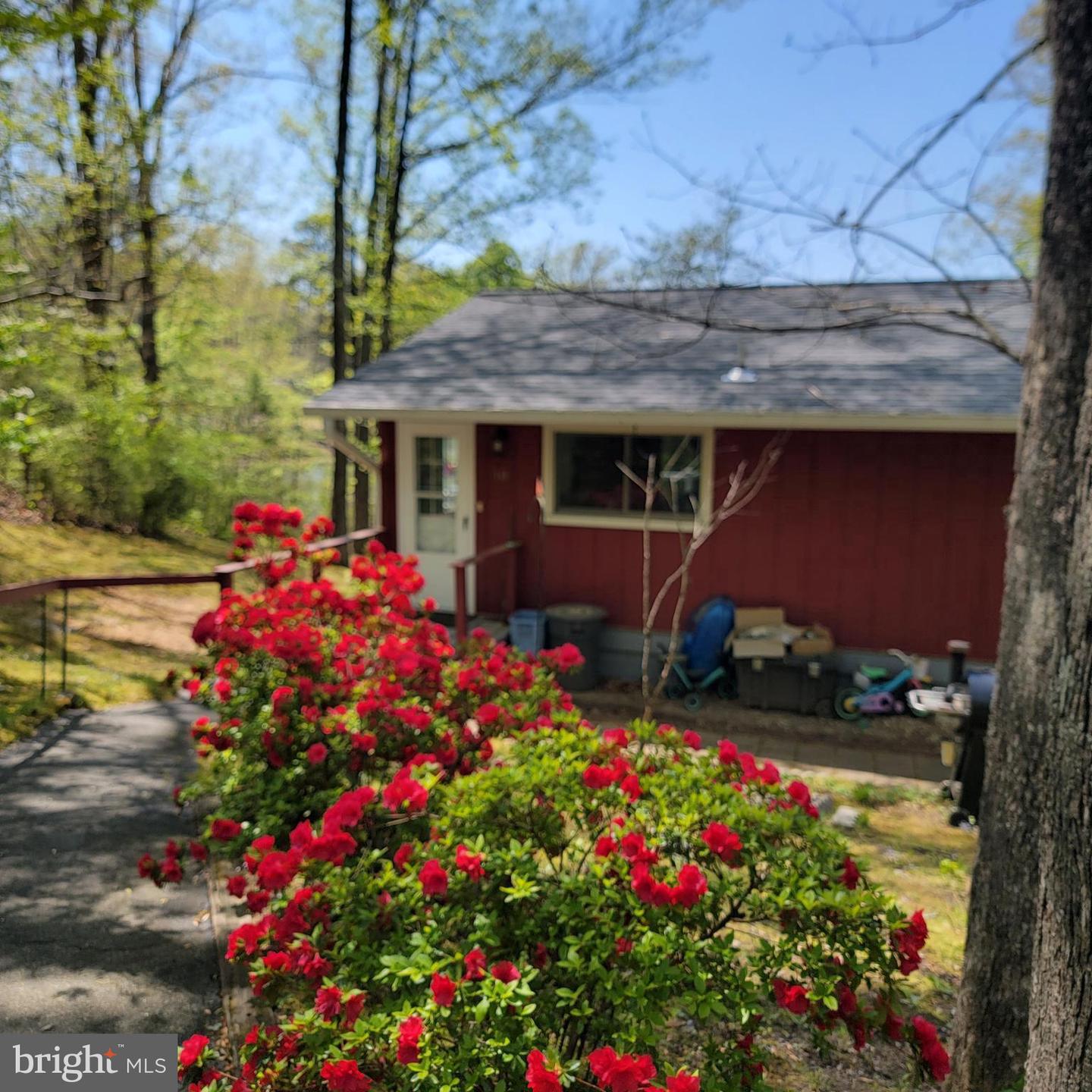 10 MAHON CIR, RUTHER GLEN, Virginia 22546, 6 Bedrooms Bedrooms, ,2 BathroomsBathrooms,Residential,For sale,10 MAHON CIR,VACV2008072 MLS # VACV2008072