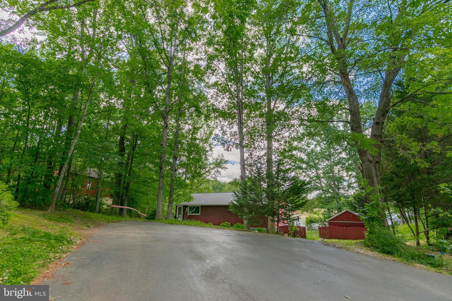 10 MAHON CIR, RUTHER GLEN, Virginia 22546, 6 Bedrooms Bedrooms, ,2 BathroomsBathrooms,Residential,For sale,10 MAHON CIR,VACV2008072 MLS # VACV2008072