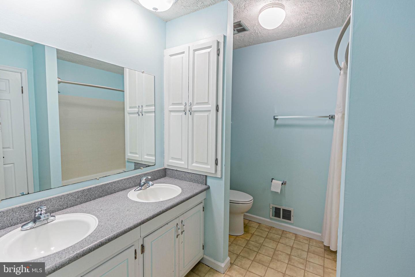 10 MAHON CIR, RUTHER GLEN, Virginia 22546, 6 Bedrooms Bedrooms, ,2 BathroomsBathrooms,Residential,For sale,10 MAHON CIR,VACV2008072 MLS # VACV2008072