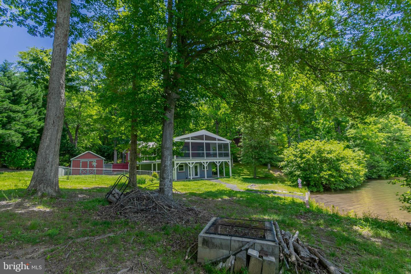 10 MAHON CIR, RUTHER GLEN, Virginia 22546, 6 Bedrooms Bedrooms, ,2 BathroomsBathrooms,Residential,For sale,10 MAHON CIR,VACV2008072 MLS # VACV2008072