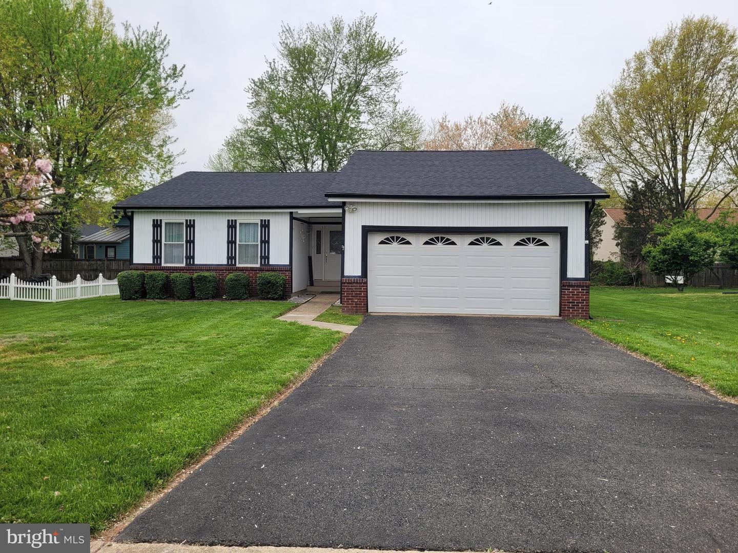 10114 ERIN CT, MANASSAS, Virginia 20110, 3 Bedrooms Bedrooms, ,2 BathroomsBathrooms,Residential,For sale,10114 ERIN CT,VAMN2008216 MLS # VAMN2008216
