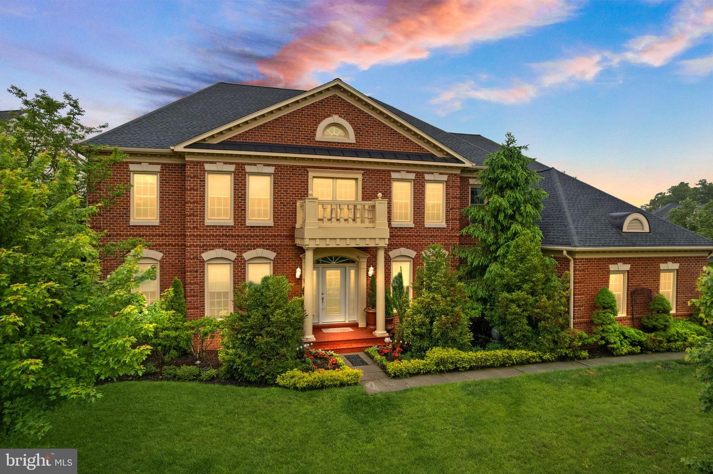 18250 GLEN OAK WAY, LEESBURG, Virginia 20176, 5 Bedrooms Bedrooms, ,5 BathroomsBathrooms,Residential,For sale,18250 GLEN OAK WAY,VALO2094852 MLS # VALO2094852