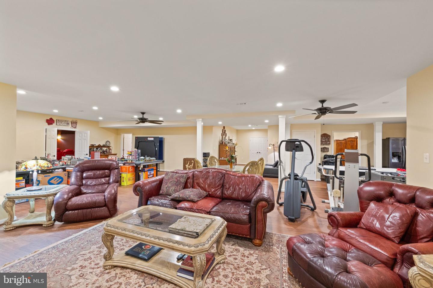 18250 GLEN OAK WAY, LEESBURG, Virginia 20176, 5 Bedrooms Bedrooms, ,5 BathroomsBathrooms,Residential,For sale,18250 GLEN OAK WAY,VALO2094852 MLS # VALO2094852
