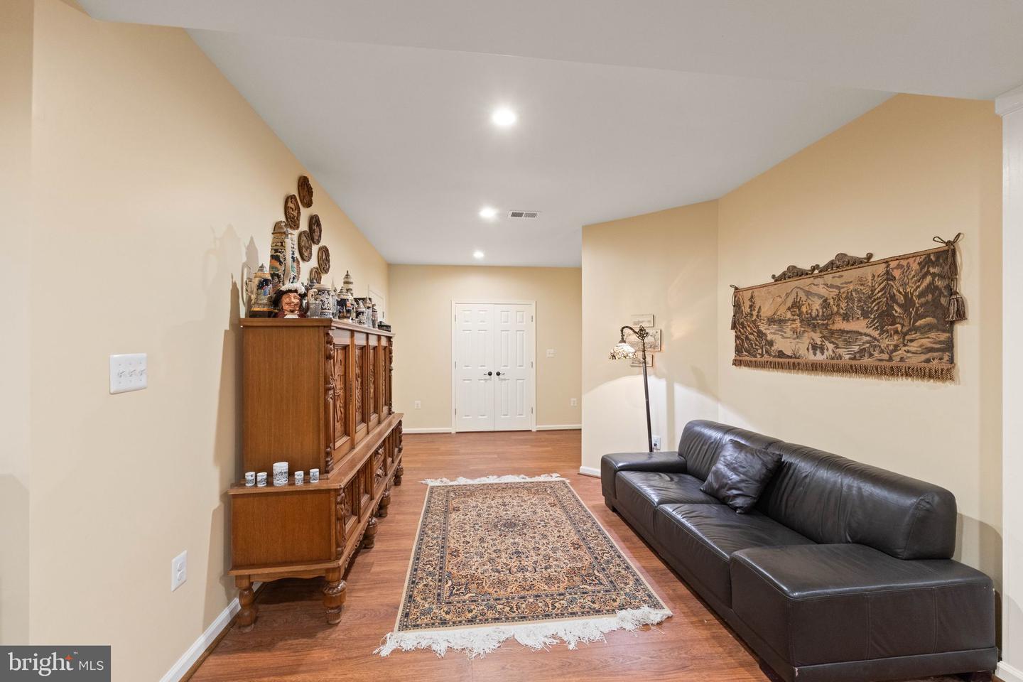 18250 GLEN OAK WAY, LEESBURG, Virginia 20176, 5 Bedrooms Bedrooms, ,5 BathroomsBathrooms,Residential,For sale,18250 GLEN OAK WAY,VALO2094852 MLS # VALO2094852