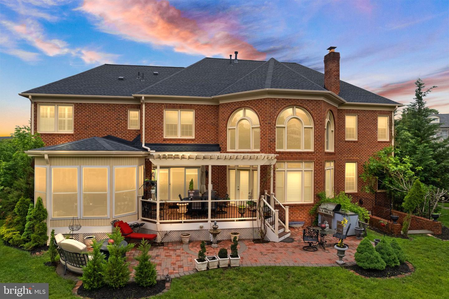 18250 GLEN OAK WAY, LEESBURG, Virginia 20176, 5 Bedrooms Bedrooms, ,5 BathroomsBathrooms,Residential,For sale,18250 GLEN OAK WAY,VALO2094852 MLS # VALO2094852