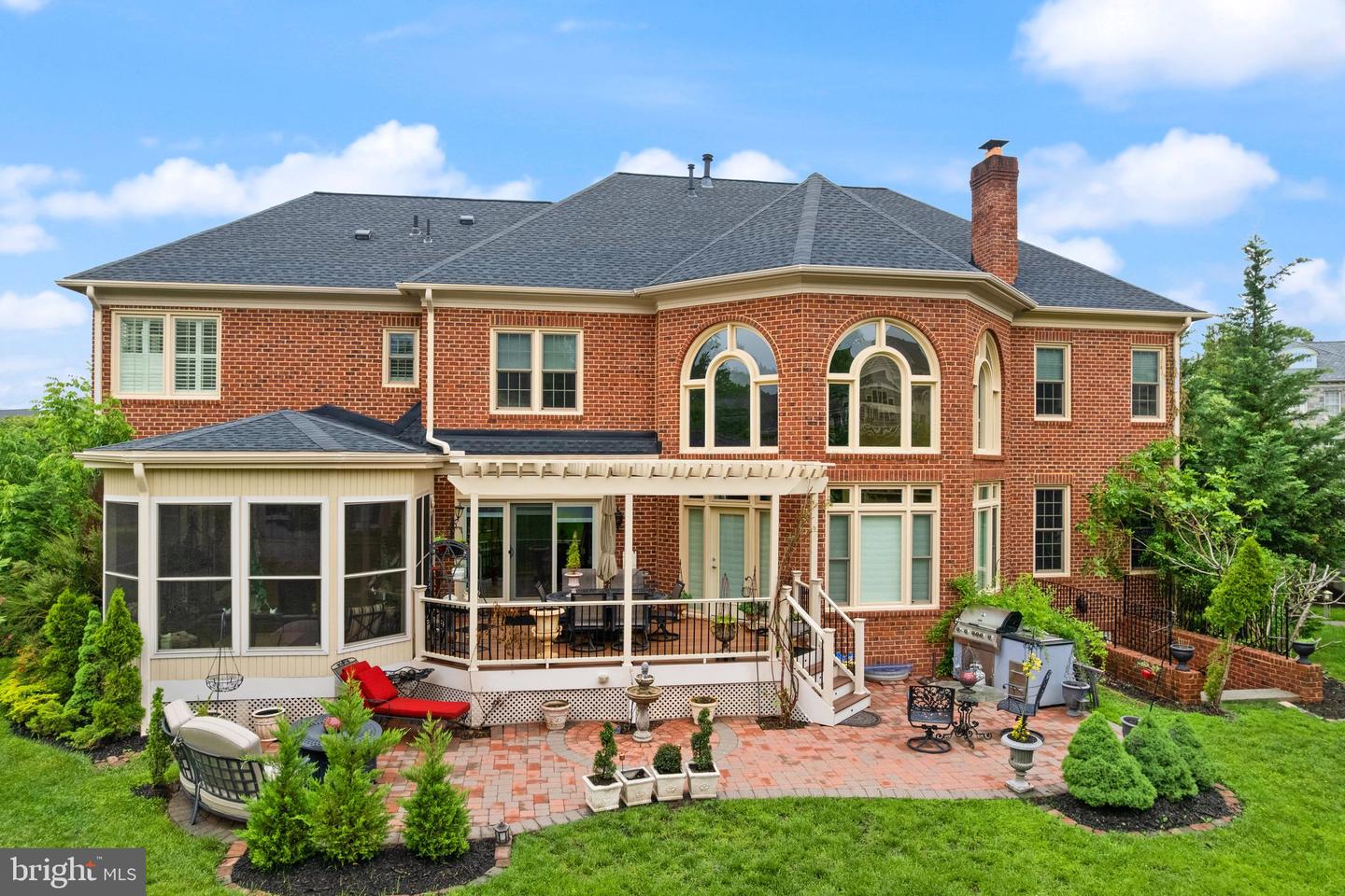 18250 GLEN OAK WAY, LEESBURG, Virginia 20176, 5 Bedrooms Bedrooms, ,5 BathroomsBathrooms,Residential,For sale,18250 GLEN OAK WAY,VALO2094852 MLS # VALO2094852