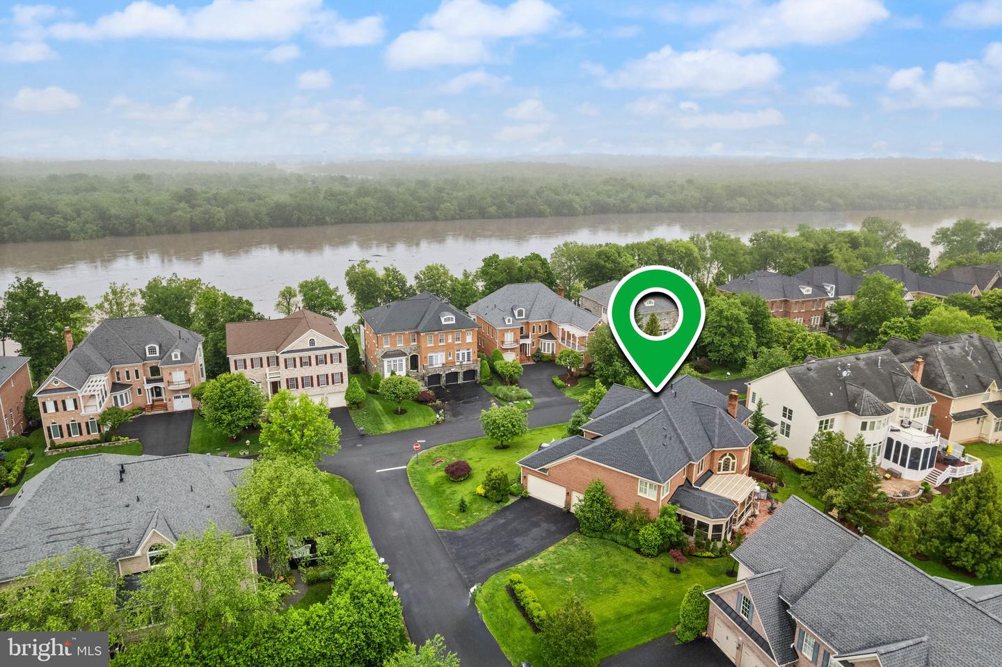 18250 GLEN OAK WAY, LEESBURG, Virginia 20176, 5 Bedrooms Bedrooms, ,5 BathroomsBathrooms,Residential,For sale,18250 GLEN OAK WAY,VALO2094852 MLS # VALO2094852