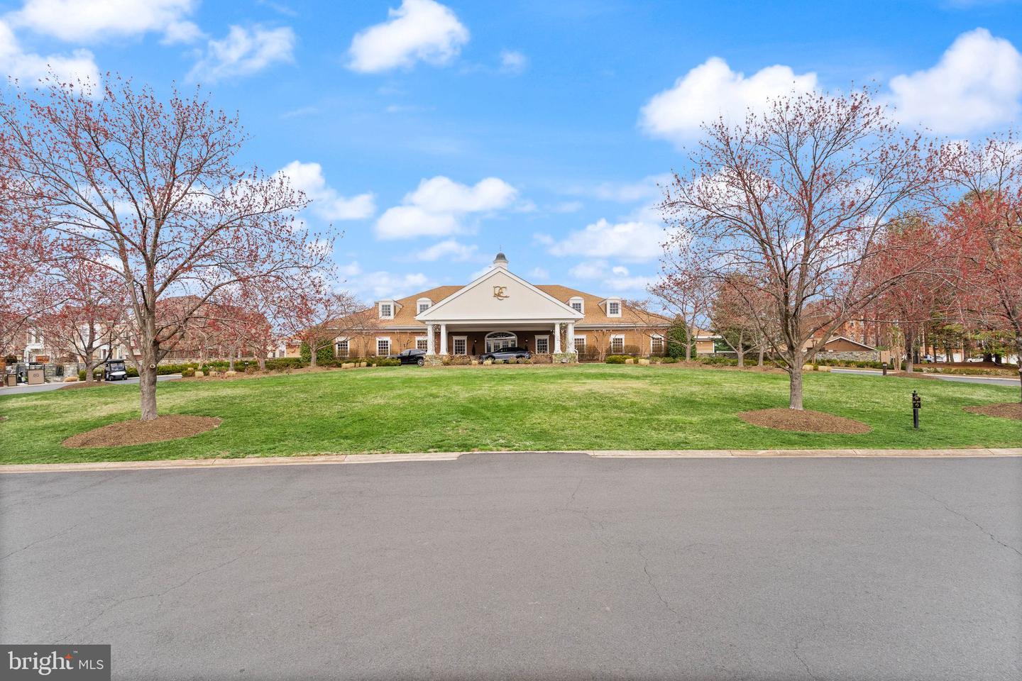 18250 GLEN OAK WAY, LEESBURG, Virginia 20176, 5 Bedrooms Bedrooms, ,5 BathroomsBathrooms,Residential,For sale,18250 GLEN OAK WAY,VALO2094852 MLS # VALO2094852