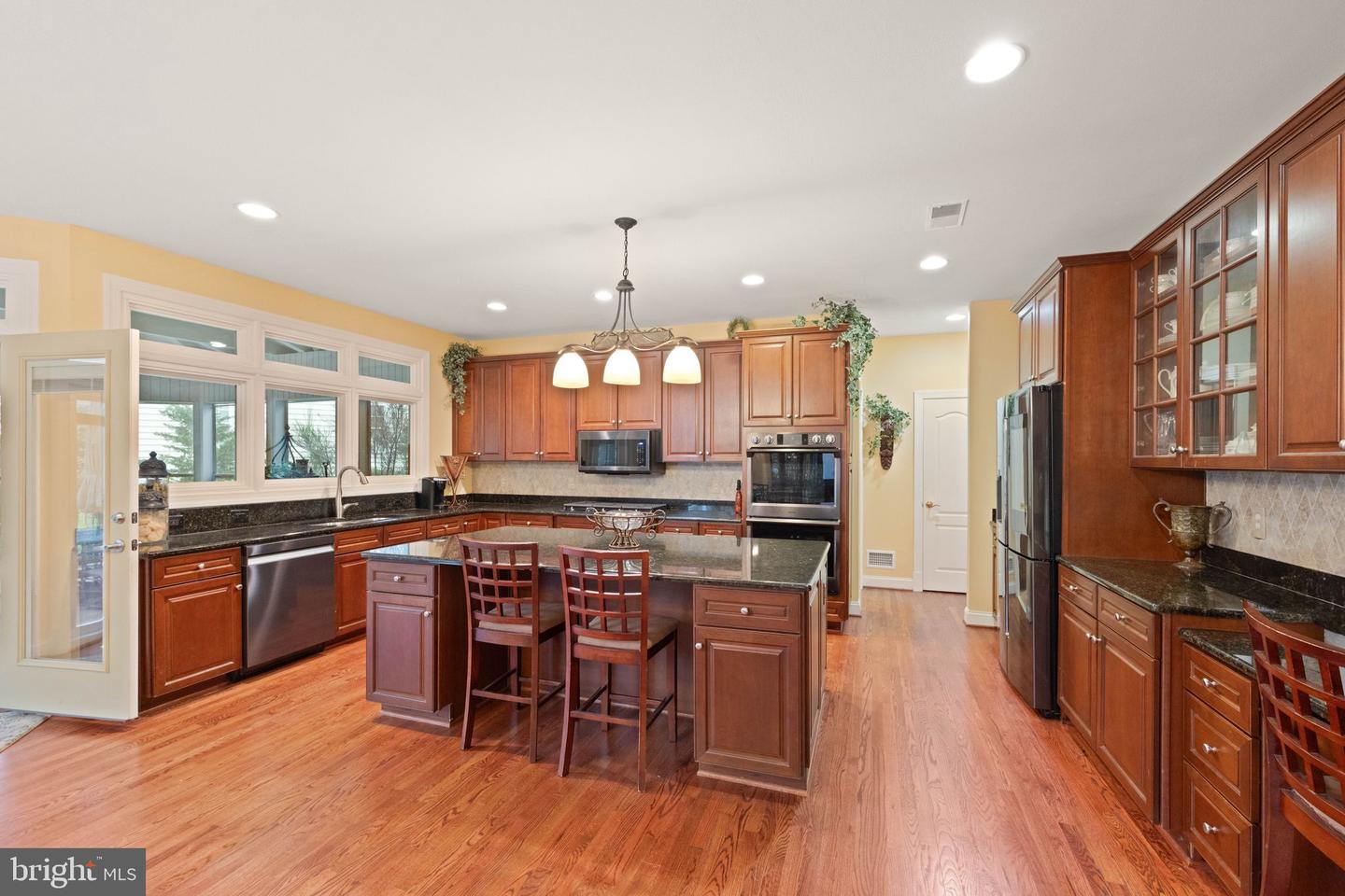 18250 GLEN OAK WAY, LEESBURG, Virginia 20176, 5 Bedrooms Bedrooms, ,5 BathroomsBathrooms,Residential,For sale,18250 GLEN OAK WAY,VALO2094852 MLS # VALO2094852
