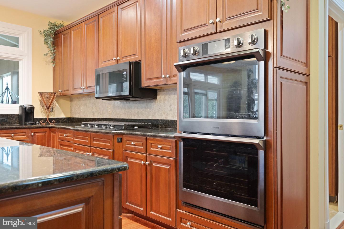 18250 GLEN OAK WAY, LEESBURG, Virginia 20176, 5 Bedrooms Bedrooms, ,5 BathroomsBathrooms,Residential,For sale,18250 GLEN OAK WAY,VALO2094852 MLS # VALO2094852