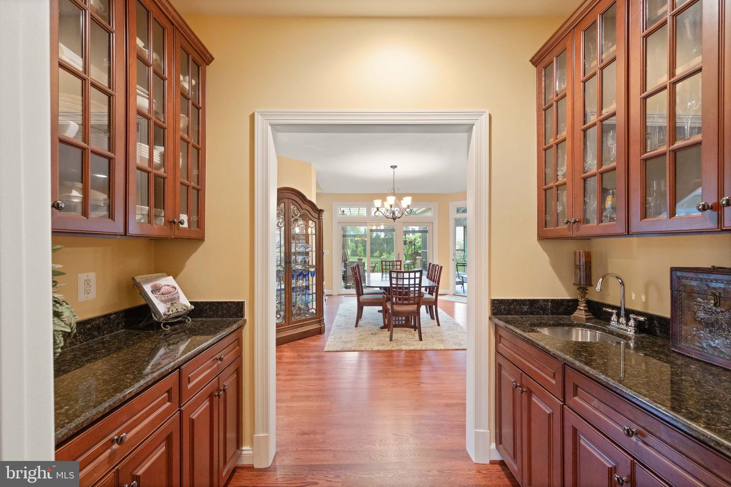18250 GLEN OAK WAY, LEESBURG, Virginia 20176, 5 Bedrooms Bedrooms, ,5 BathroomsBathrooms,Residential,For sale,18250 GLEN OAK WAY,VALO2094852 MLS # VALO2094852