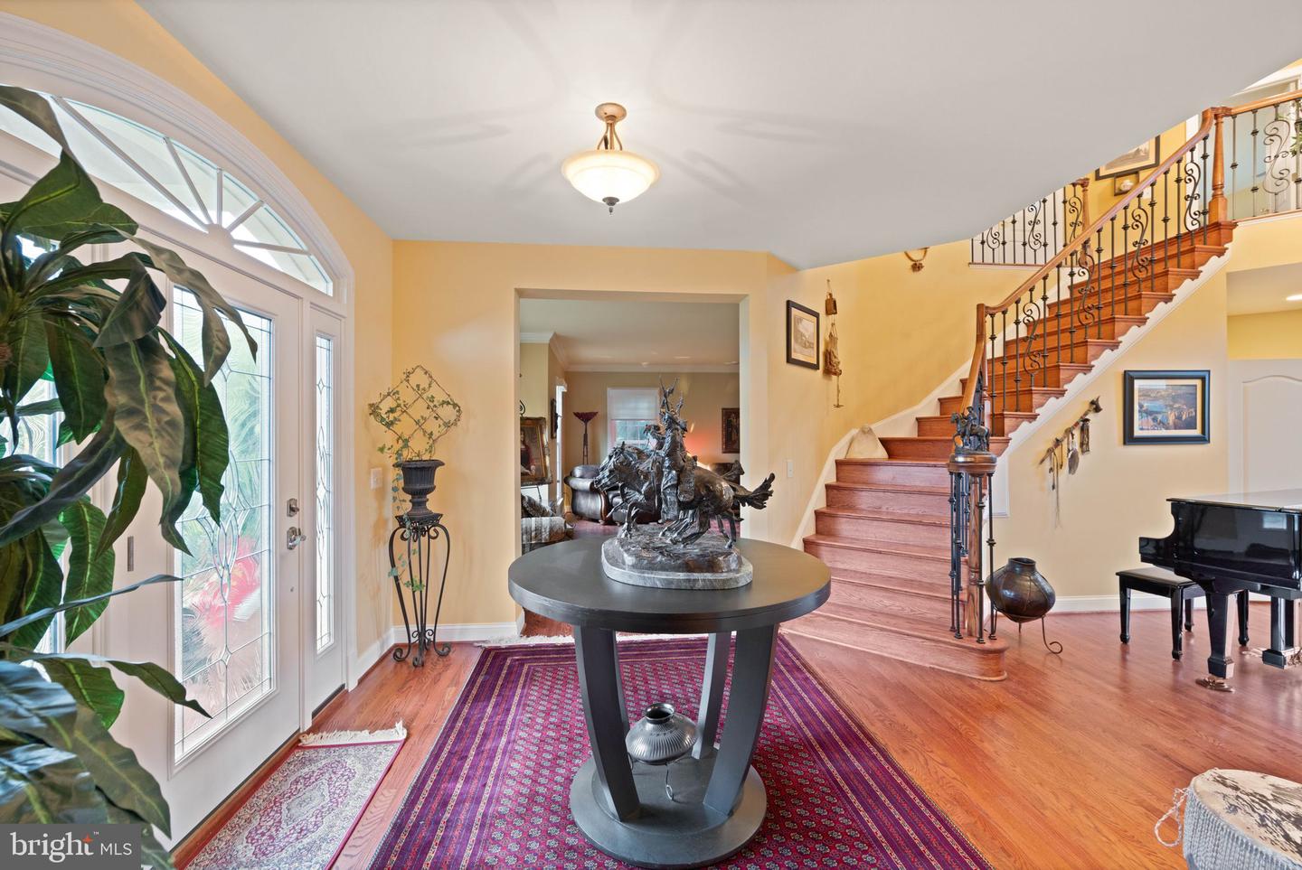 18250 GLEN OAK WAY, LEESBURG, Virginia 20176, 5 Bedrooms Bedrooms, ,5 BathroomsBathrooms,Residential,For sale,18250 GLEN OAK WAY,VALO2094852 MLS # VALO2094852