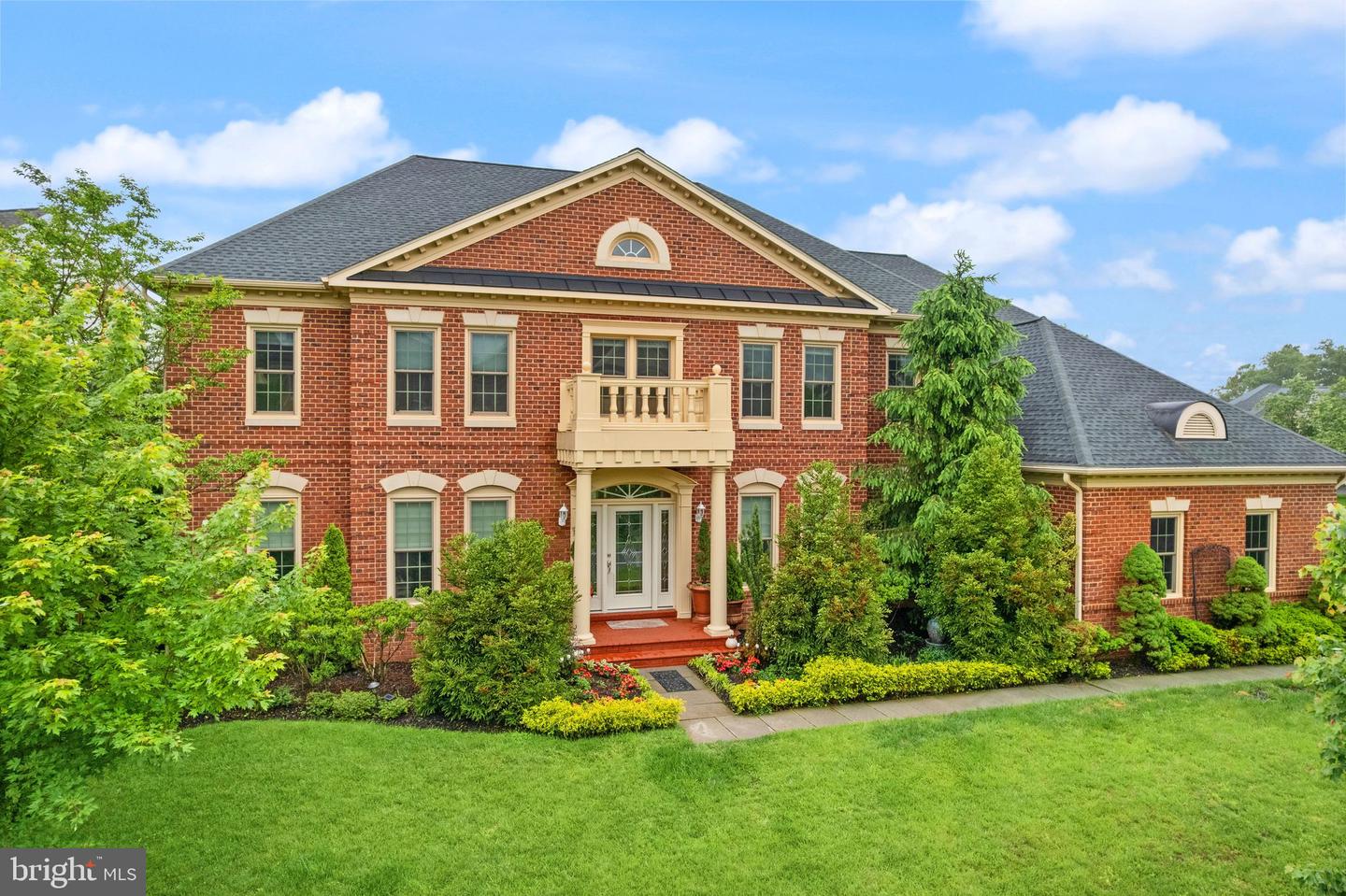 18250 GLEN OAK WAY, LEESBURG, Virginia 20176, 5 Bedrooms Bedrooms, ,5 BathroomsBathrooms,Residential,For sale,18250 GLEN OAK WAY,VALO2094852 MLS # VALO2094852
