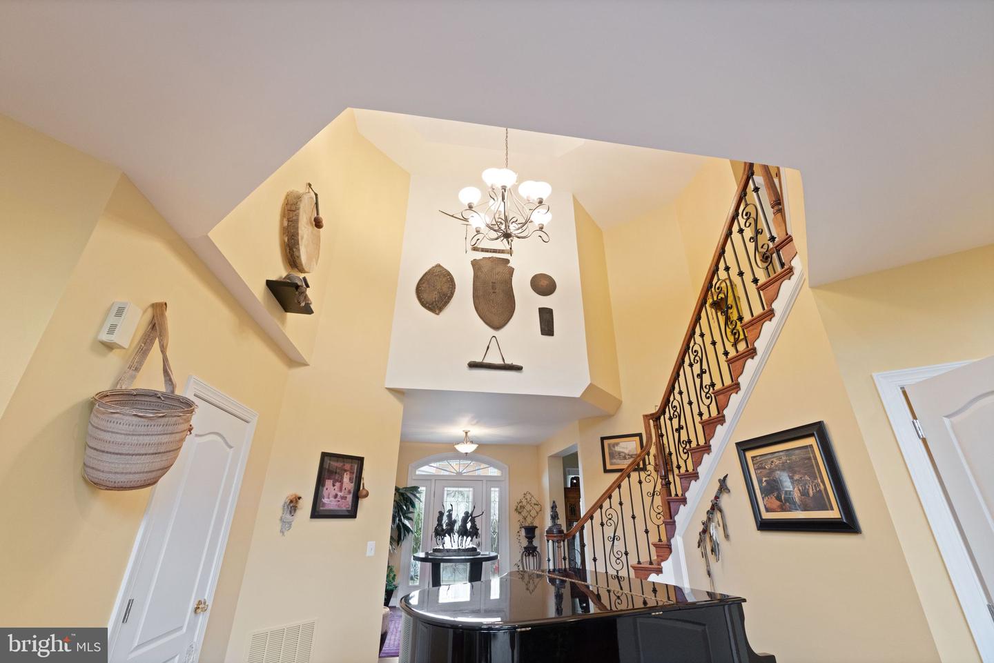 18250 GLEN OAK WAY, LEESBURG, Virginia 20176, 5 Bedrooms Bedrooms, ,5 BathroomsBathrooms,Residential,For sale,18250 GLEN OAK WAY,VALO2094852 MLS # VALO2094852