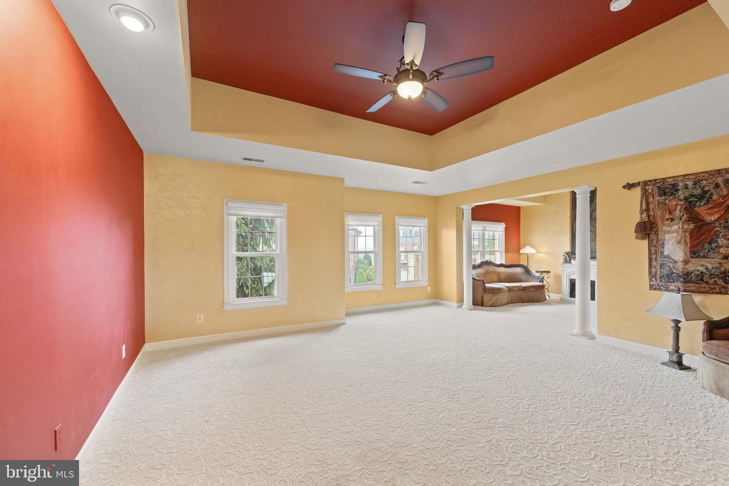 18250 GLEN OAK WAY, LEESBURG, Virginia 20176, 5 Bedrooms Bedrooms, ,5 BathroomsBathrooms,Residential,For sale,18250 GLEN OAK WAY,VALO2094852 MLS # VALO2094852