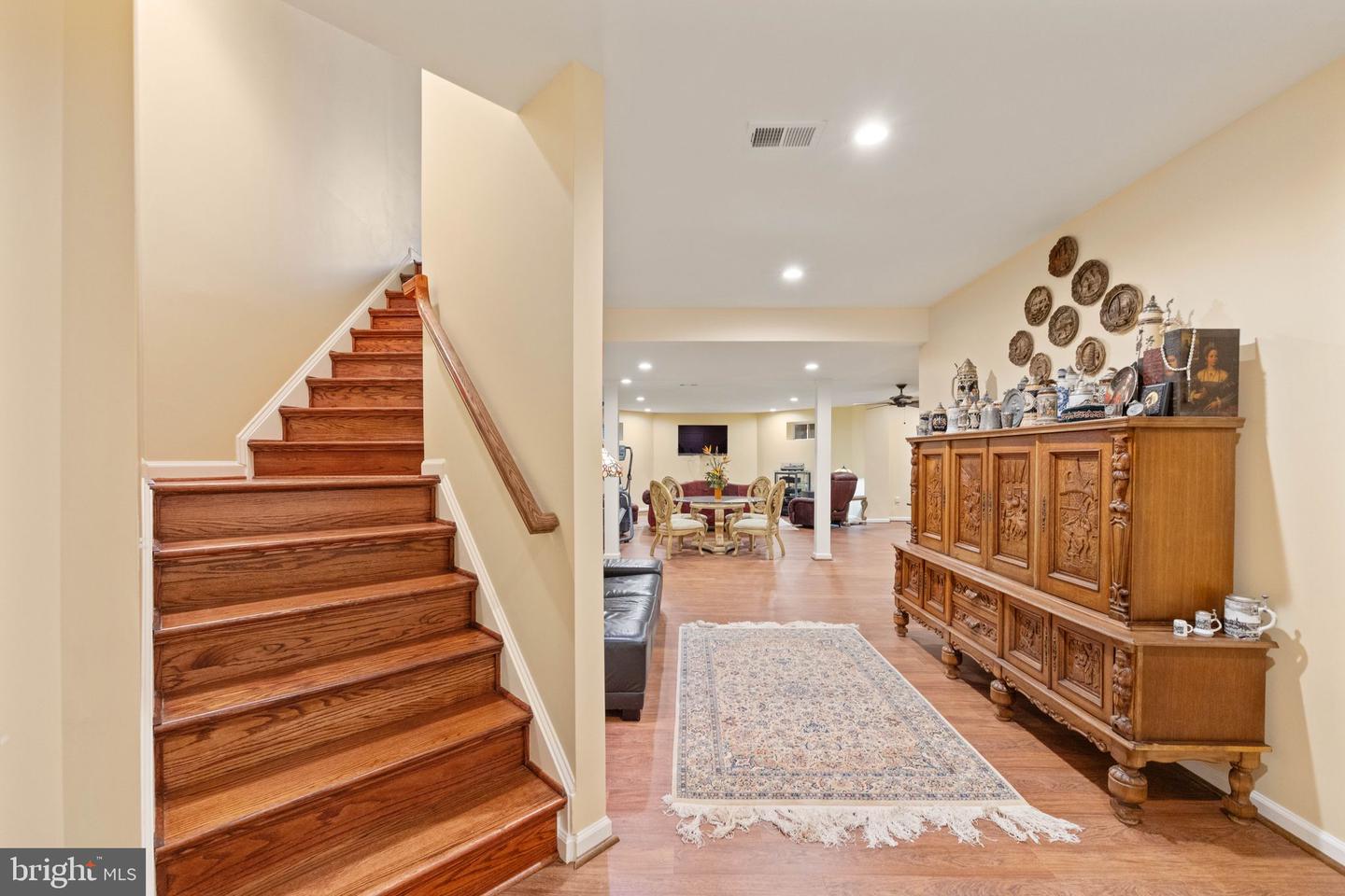 18250 GLEN OAK WAY, LEESBURG, Virginia 20176, 5 Bedrooms Bedrooms, ,5 BathroomsBathrooms,Residential,For sale,18250 GLEN OAK WAY,VALO2094852 MLS # VALO2094852