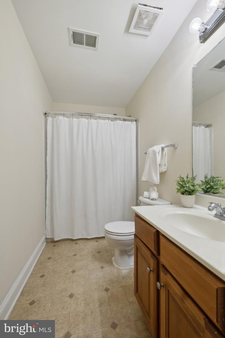 5210 BASSWOOD DR, FREDERICKSBURG, Virginia 22407, 4 Bedrooms Bedrooms, ,3 BathroomsBathrooms,Residential,For sale,5210 BASSWOOD DR,VASP2032600 MLS # VASP2032600
