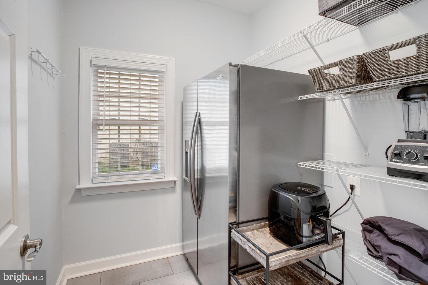 18565 KERILL RD, TRIANGLE, Virginia 22172, 5 Bedrooms Bedrooms, ,3 BathroomsBathrooms,Residential,For sale,18565 KERILL RD,VAPW2093268 MLS # VAPW2093268