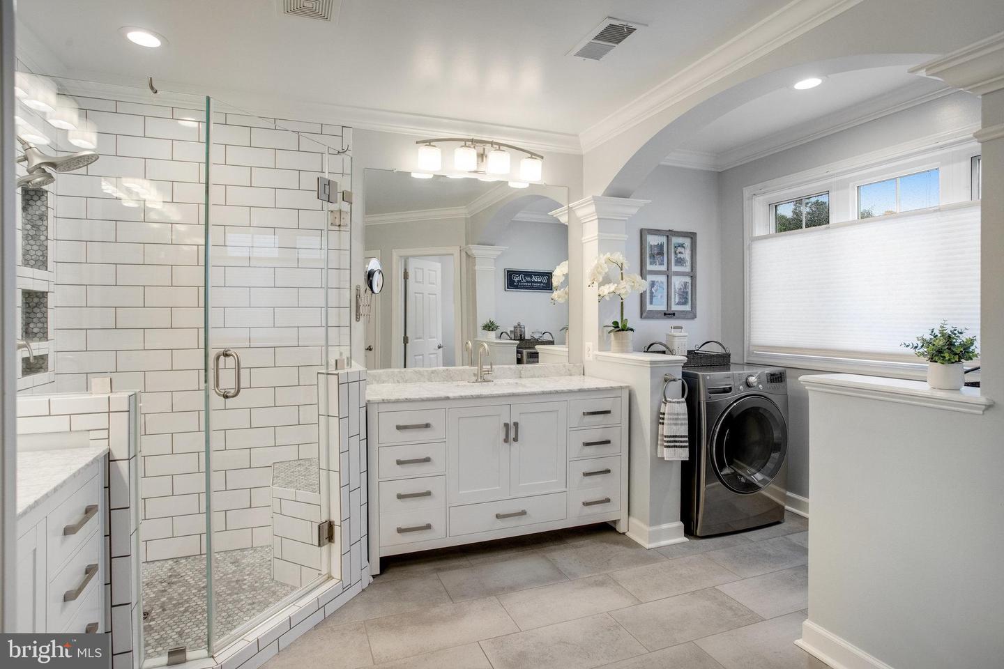 18565 KERILL RD, TRIANGLE, Virginia 22172, 5 Bedrooms Bedrooms, ,3 BathroomsBathrooms,Residential,For sale,18565 KERILL RD,VAPW2093268 MLS # VAPW2093268
