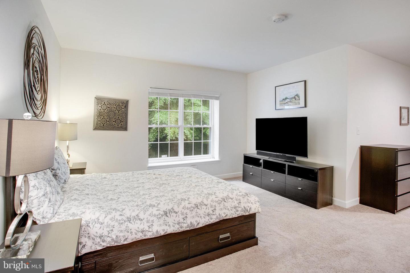 18565 KERILL RD, TRIANGLE, Virginia 22172, 5 Bedrooms Bedrooms, ,3 BathroomsBathrooms,Residential,For sale,18565 KERILL RD,VAPW2093268 MLS # VAPW2093268
