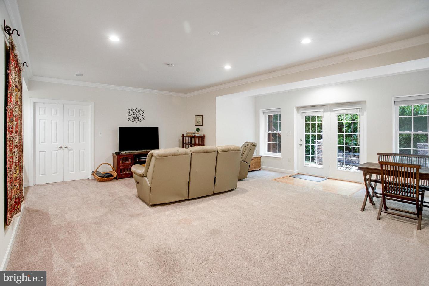 18565 KERILL RD, TRIANGLE, Virginia 22172, 5 Bedrooms Bedrooms, ,3 BathroomsBathrooms,Residential,For sale,18565 KERILL RD,VAPW2093268 MLS # VAPW2093268