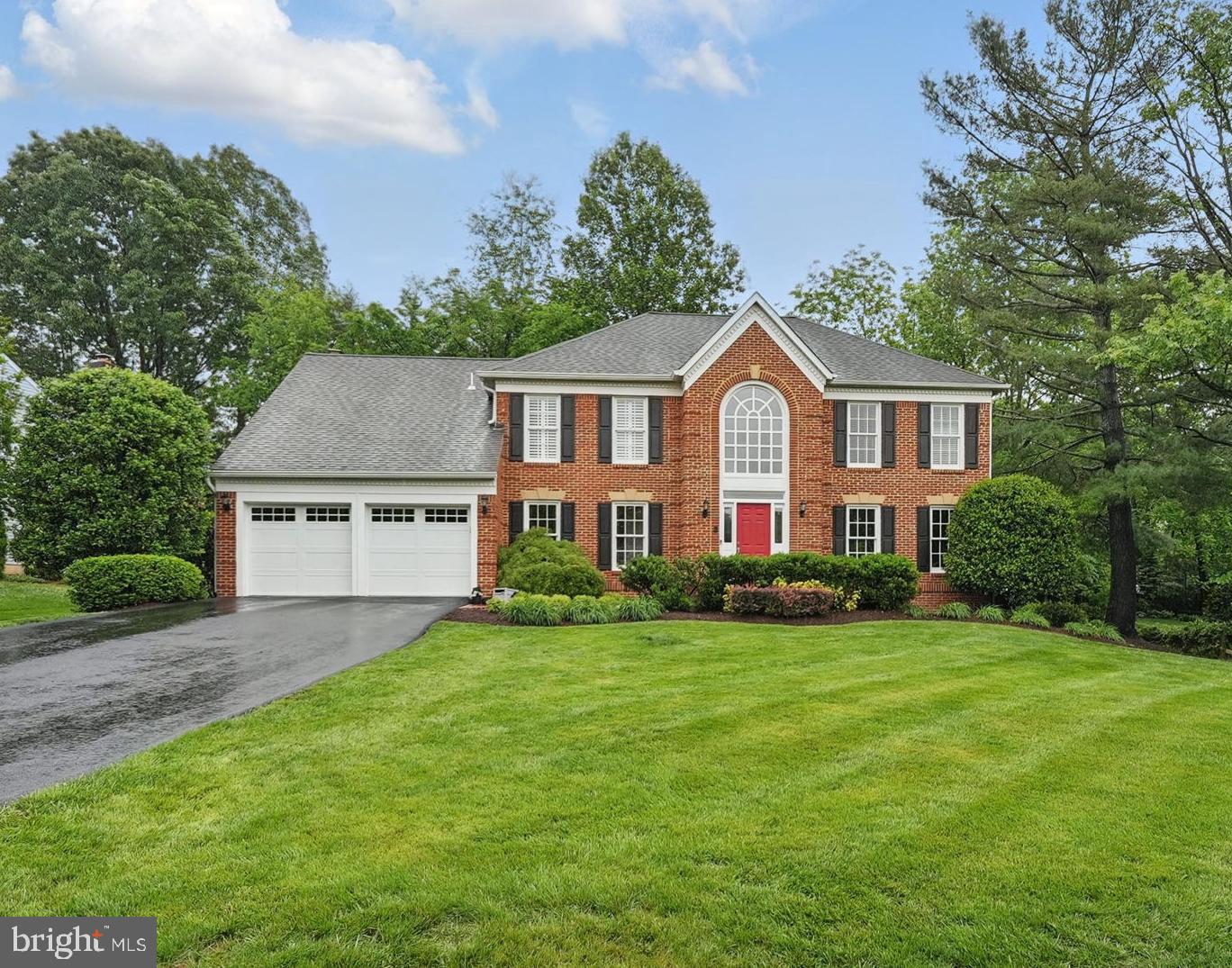 1253 ROWLAND DR, HERNDON, Virginia 20170, 5 Bedrooms Bedrooms, ,3 BathroomsBathrooms,Residential,For sale,1253 ROWLAND DR,VAFX2237056 MLS # VAFX2237056