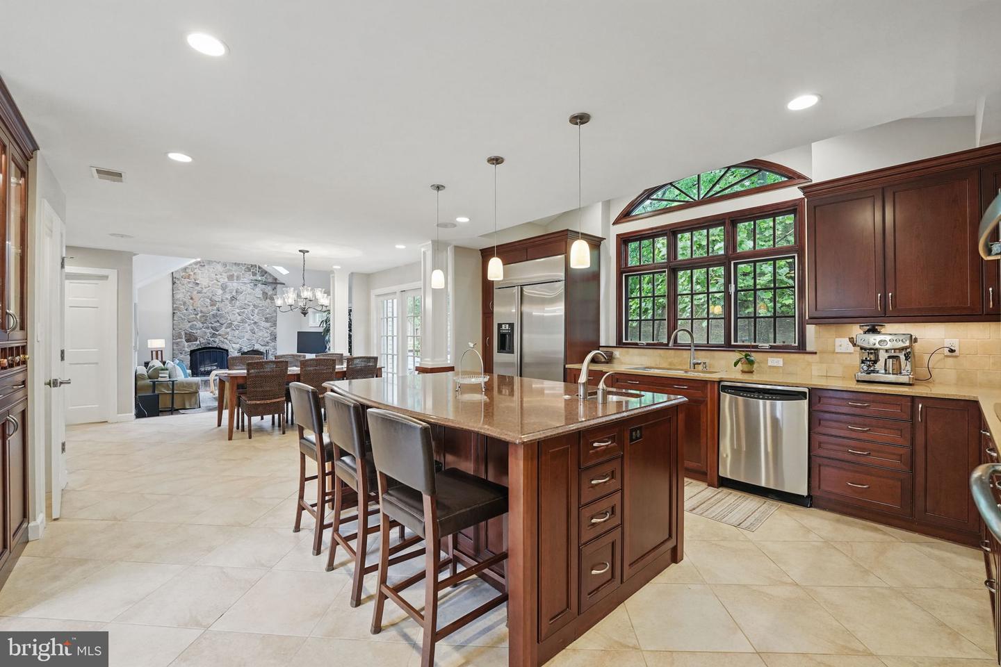 1253 ROWLAND DR, HERNDON, Virginia 20170, 5 Bedrooms Bedrooms, ,3 BathroomsBathrooms,Residential,For sale,1253 ROWLAND DR,VAFX2237056 MLS # VAFX2237056
